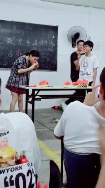 老师都很喜欢吃瓜吗,揭秘老师们的“瓜”情缘
