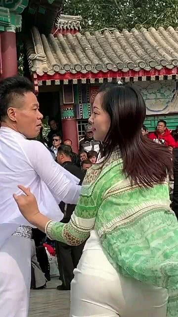 广场舞吃瓜,揭秘舞蹈与娱乐的跨界融合