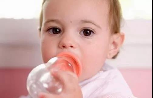 反差奶咪吃瓜,吃瓜群众眼中的甜蜜“辣妈”