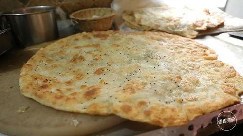 大饼在广州吃瓜,广州街头大饼与瓜果的甜蜜邂逅